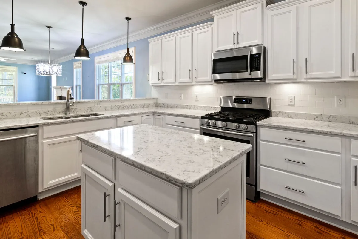Filth & Squalor Cleanup in Montrose, VA